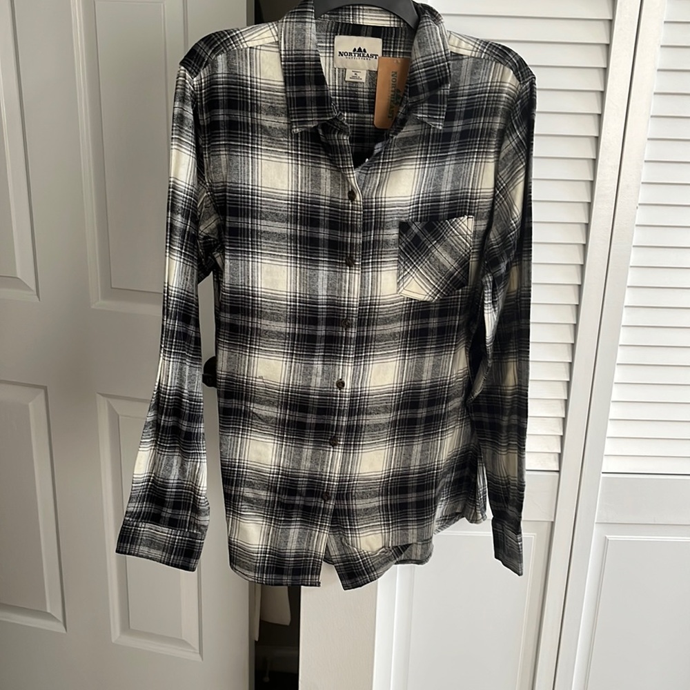 Black and White button down XL